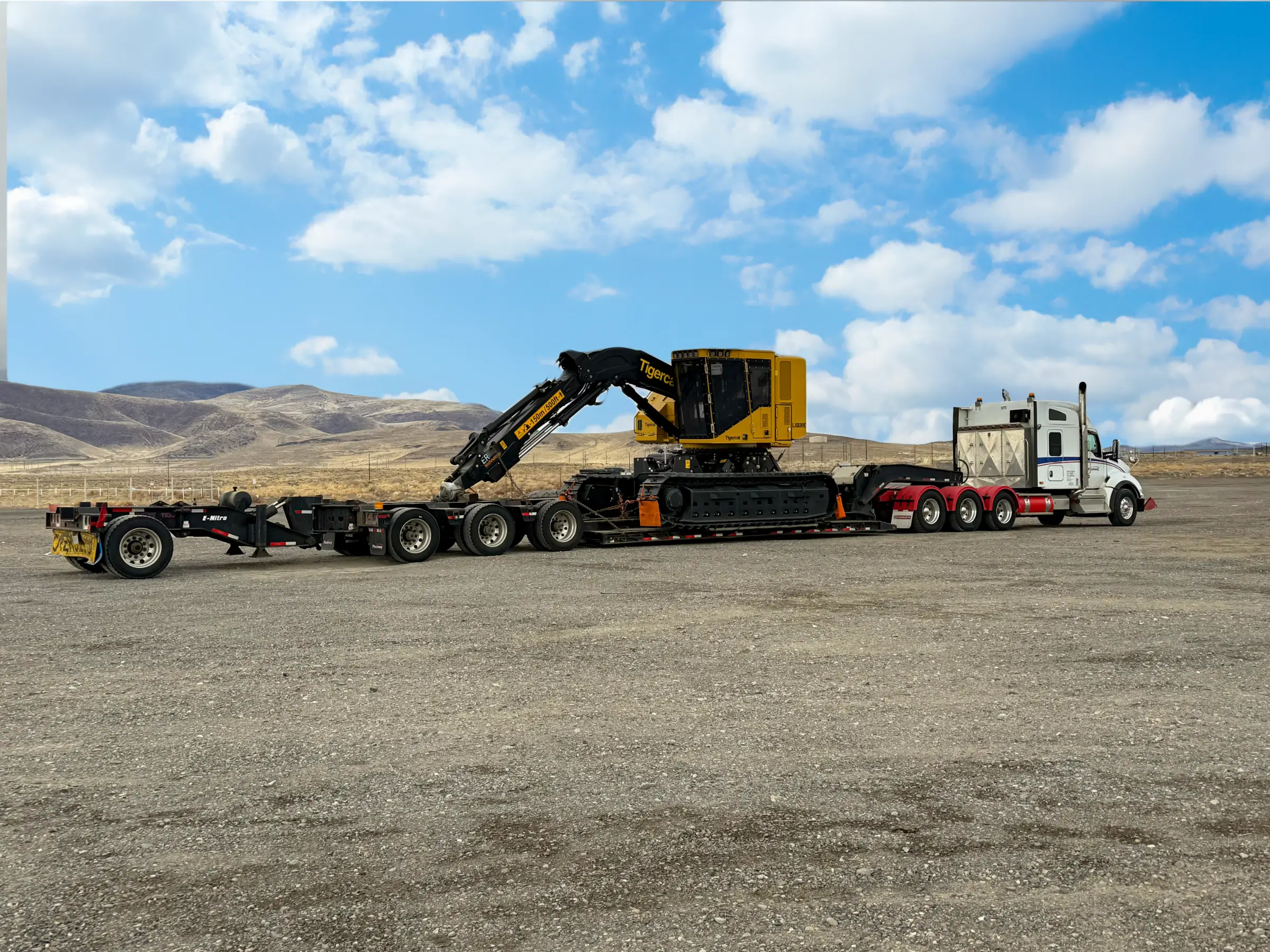 SFI truck transporting large-scale construction equipment